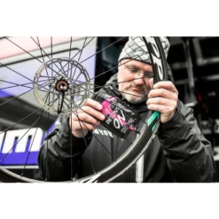 Muc-Off No Puncture Hassle Afdichtingsmiddel Kit - 140ml -Kind Shock Verkoop 283505 04 d 572516
