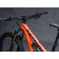 DYEDBRO Beschermfolie Voor Het Frame - Camo - Black Gloss 9 DYEDBRO Beschermfolie Voor Het Frame - Camo - Black Gloss -Kind Shock Verkoop dyedbro frame protection kit camo black gloss 2 1493616