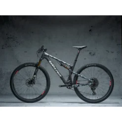 DYEDBRO Beschermfolie Voor Het Frame - Camo - White Gloss -Kind Shock Verkoop dyedbro frame protection kit camo white gloss 2 1493629