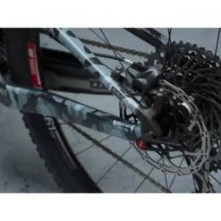 DYEDBRO Beschermfolie Voor Het Frame - Camo - White Gloss -Kind Shock Verkoop dyedbro frame protection kit camo white gloss 4 1493631