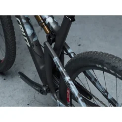 DYEDBRO Beschermfolie Voor Het Frame - Camo - White Gloss -Kind Shock Verkoop dyedbro frame protection kit camo white gloss 6 1493633