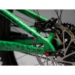 DYEDBRO Beschermfolie Voor Het Frame - Space Trip - Black Gloss -Kind Shock Verkoop dyedbro frame protection kit space trip black gloss 5 1493885