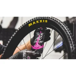 Muc-Off No Puncture Hassle Afdichtingsmiddel Kit - 140ml -Kind Shock Verkoop muc off no puncture hassle tubeless sealant kit 140ml pouch 8 1434871