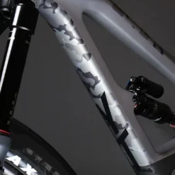 Unleazhed Frame Unscratch Bp01-F Frame Protection Tape - Undercover Matt -Kind Shock Verkoop unleazhed bp01 camo d 1022170