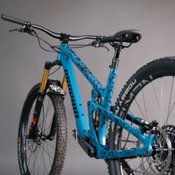 Unleazhed Frame Unscratch Bp01-F Frame Protection Tape - Edition Serfaus Fiss Ladis Black Glossy -Kind Shock Verkoop unleazhed frame unscratch bp01 f frame protection tape edition serfaus fiss ladis black glossy 4 1219198