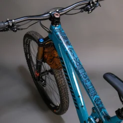 Unleazhed Frame Unscratch Bp01-L Frame Protection Tape - Tatanka Black Glossy -Kind Shock Verkoop unleazhed frame unscratch bp01 l frame protection tape empire black glossy 4 1219250