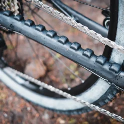 Velocity Hucking Systems VHS 2.0 Slapper Tape Chainstay Guard - White -Kind Shock Verkoop vhs 2 1116675 4