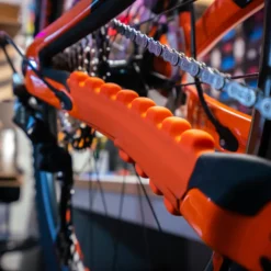 Velocity Hucking Systems VHS 2.0 Slapper Tape Chainstay Guard - Orange -Kind Shock Verkoop vhs orange 2 1296140