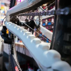 Velocity Hucking Systems VHS 2.0 Slapper Tape Chainstay Guard - White -Kind Shock Verkoop vhs white 1 1296113